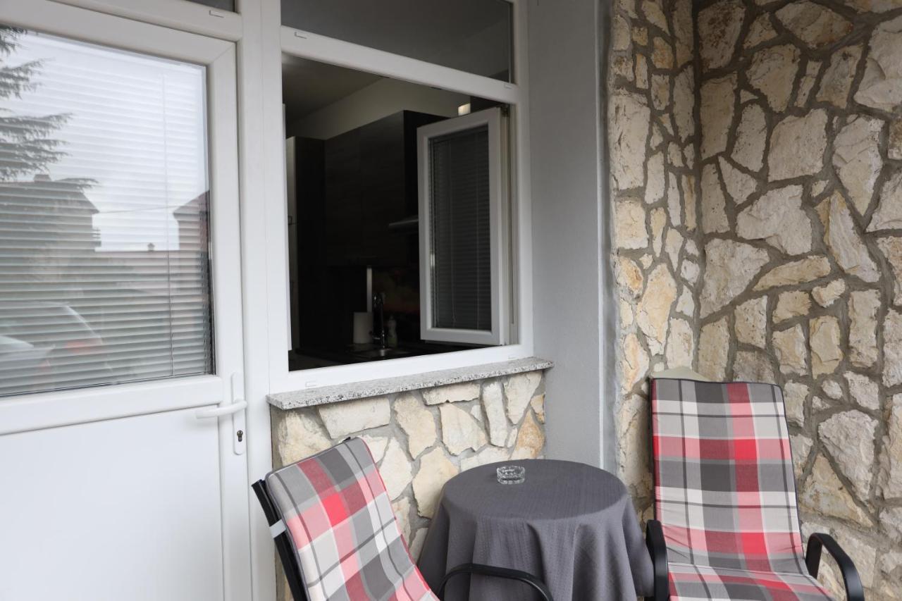 Apartment Cvjetna Rijeka Eksteriør billede