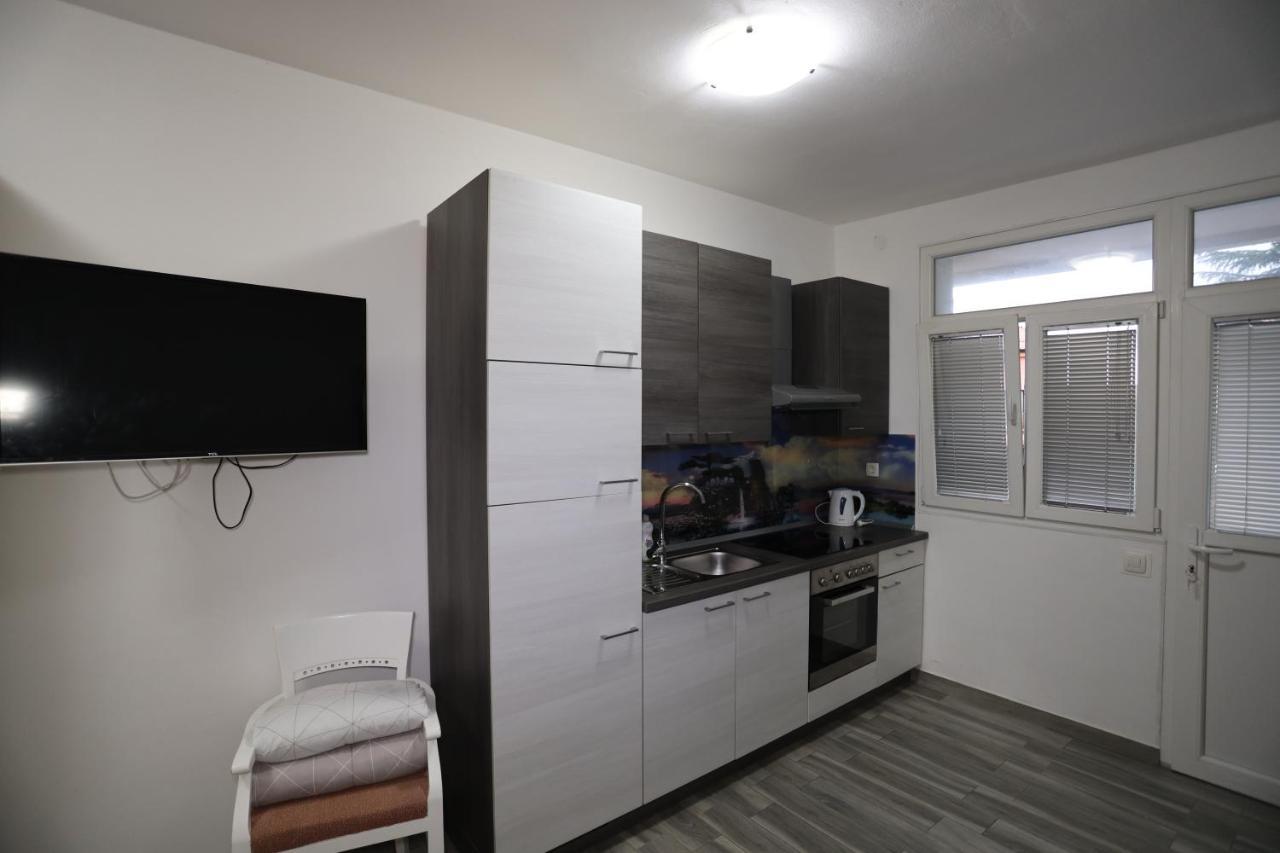Apartment Cvjetna Rijeka Eksteriør billede